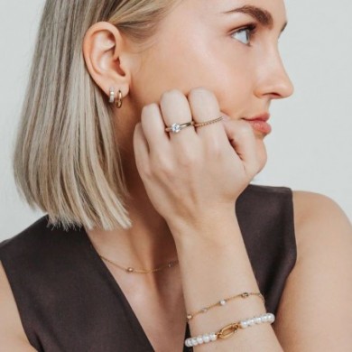 Bracelet en argent,or et perles d'imitation.